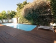 Villa rénovée à vendre à Herzliya Pituach.